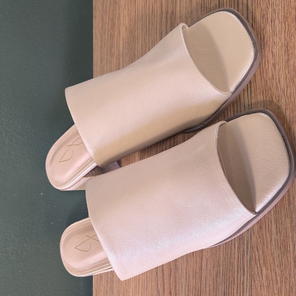 Joie Shoes - Joie Beige Women's Mules Size 8.5M